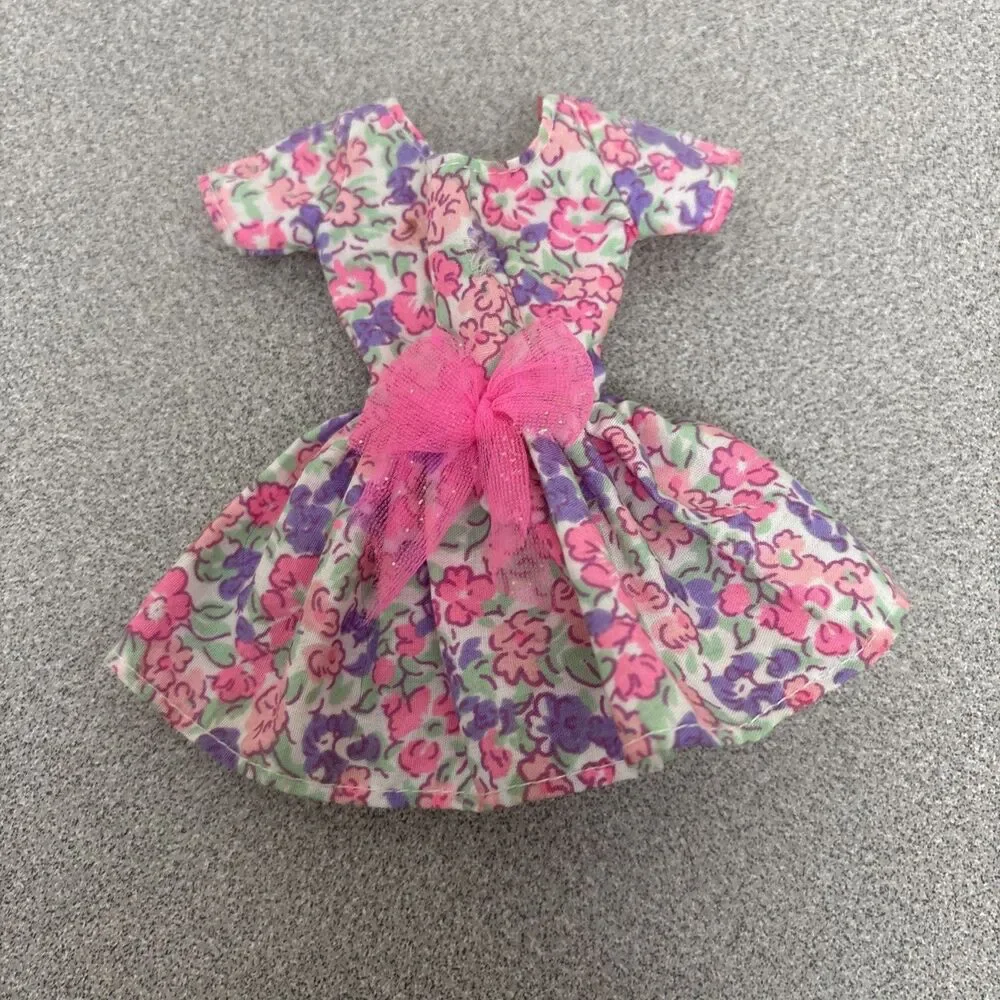 Mattel Barbie Skipper Gowns, Homecoming Queen, Bridesmaid, Floral, And Pamphlet